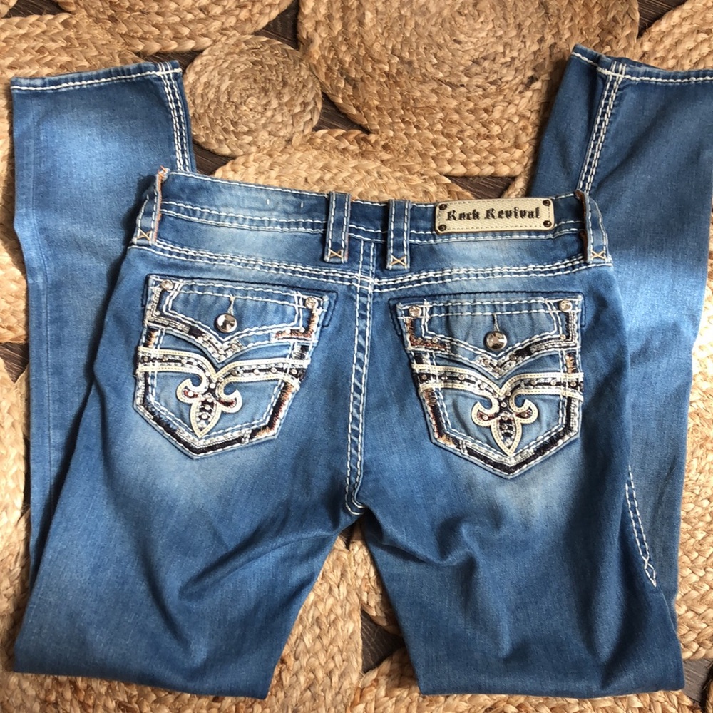 Women’s Rock Revival light wash, Arisa, Straight